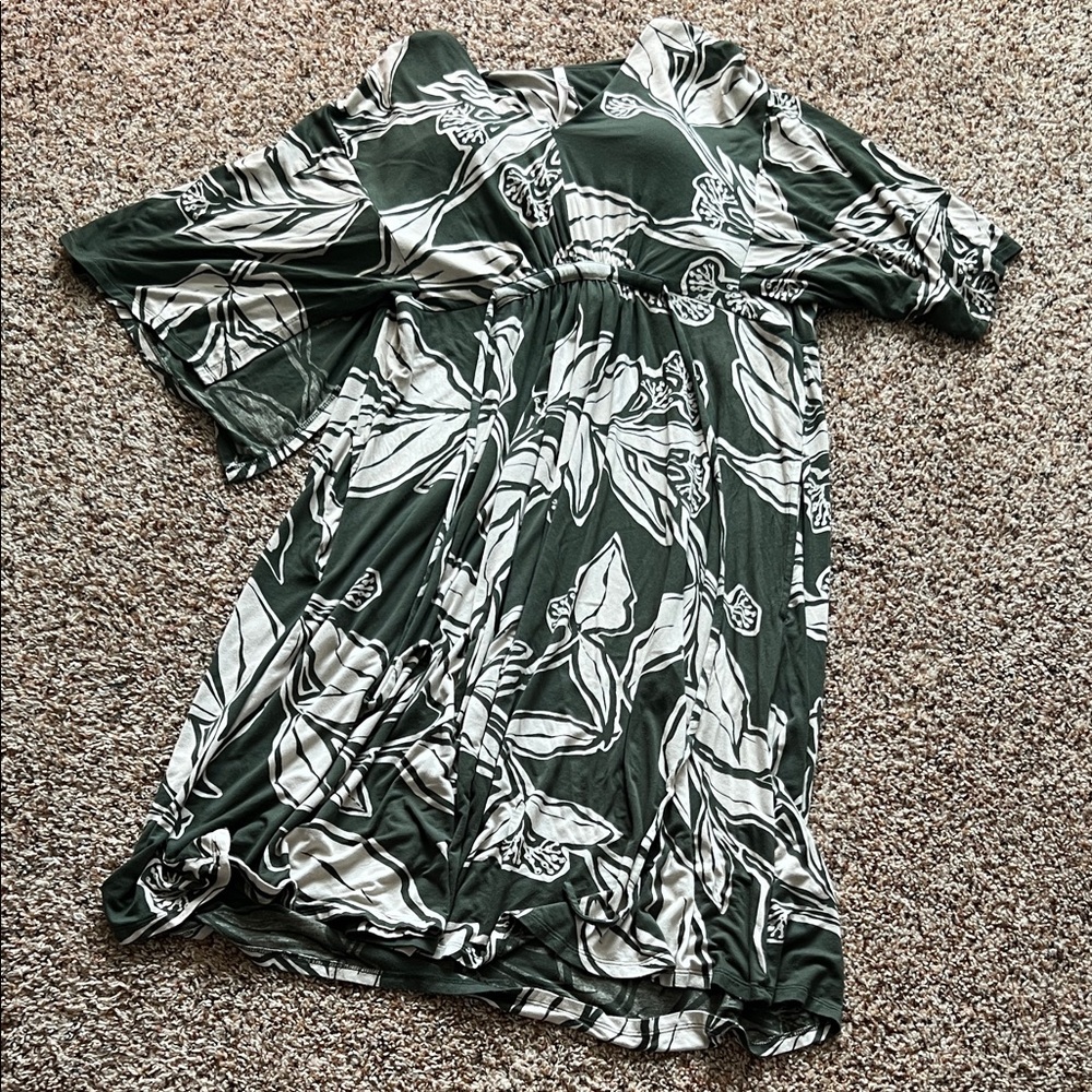 Soma Women’s Tropical Print Flutter Sleeve Short Bra Dress in Green and White